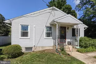 105 Locust St, Lebanon, PA 17042 - Photo 3