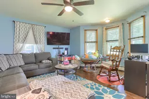 105 Locust St, Lebanon, PA 17042 - Photo 17