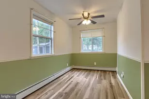 146 Lakeside Dr, Fredericksburg, PA 17026 - Photo 9
