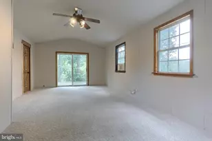 146 Lakeside Dr, Fredericksburg, PA 17026 - Photo 11