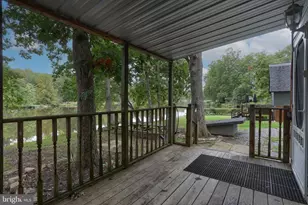 146 Lakeside Dr, Fredericksburg, PA 17026 - Photo 35