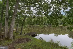 146 Lakeside Dr, Fredericksburg, PA 17026 - Photo 23