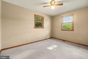 1612 Greenwood Dr, Lebanon, PA 17046 - Photo 9