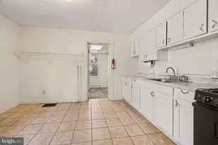 921 Lehman St, Lebanon, PA 17046 - Photo 13