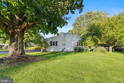 22 Jayann Drive, Lebanon, PA 17042 - Photo 3