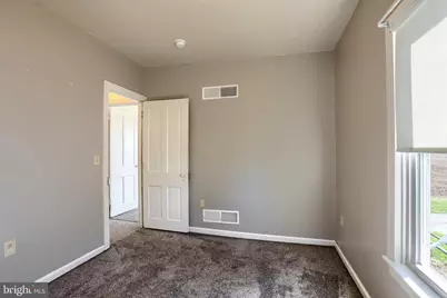 185 Village Drive, Lebanon, PA 17042 - Photo 25