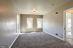 185 Village Dr, Lebanon, PA 17042 - Photo 19