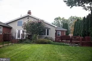 519 S Grant St, Palmyra, PA 17078 - Photo 25