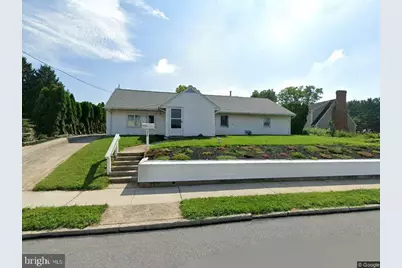 328 S Wilson Street S, Cleona, PA 17042 - Photo 1
