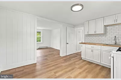 708 Locust Street, Lebanon, PA 17042 - Photo 25