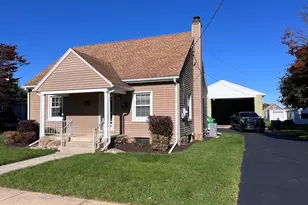 223 W Walnut St, Palmyra, PA 17078 - Photo 1