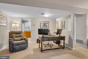 1102 Cambridge Ct, Palmyra, PA 17078 - Photo 5