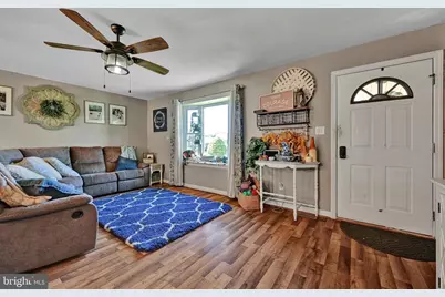 32 E Brookfield Drive, Lebanon, PA 17046 - Photo 13