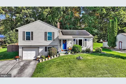 32 E Brookfield Drive, Lebanon, PA 17046 - Photo 3