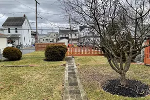 118 E Green St, West Hazleton, PA 18202 - Photo 3