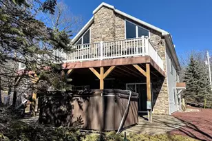 5 Troon Rd, Hazle Township, PA 18202 - Photo 1