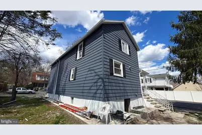 210 Cherry St, Duryea, PA 18642 - Photo 7