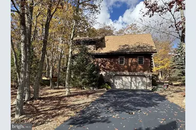 100 Glen Eagles Drive, Hazleton, PA 18202 - Photo 3