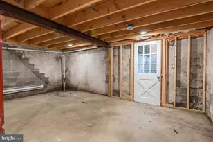 305 Parsonage St, Pittston, PA 18640 - Photo 33