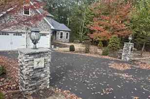 113 Silver Cloud Ln, Hazleton, PA 18202 - Photo 3