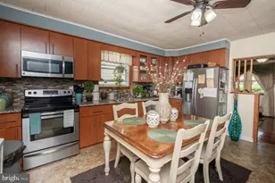 756 Seybert St, Hazleton, PA 18201 - Photo 13