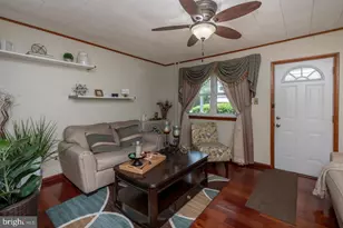 756 Seybert St, Hazleton, PA 18201 - Photo 11