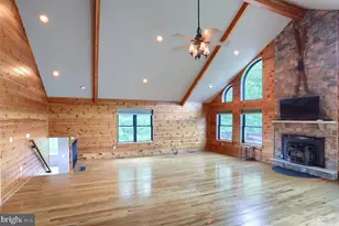 125 Pebble Beach Dr, Hazleton, PA 18202 - Photo 13