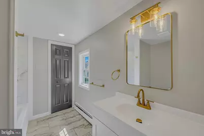 921 Getty Avenue, Duryea, PA 18642 - Photo 37