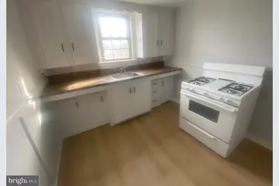 109 North Thomas Avenue #6, Kingston, PA 18704 - Photo 5