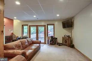 208 Owego Dr, Hazleton, PA 18202 - Photo 29