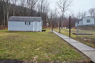 2432 Pine St, Rock Glen, PA 18246 - Photo 51