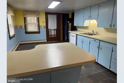 2432 Pine Street, Rock Glen, PA 18246 - Photo 7