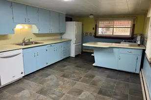 2432 Pine St, Rock Glen, PA 18246 - Photo 5