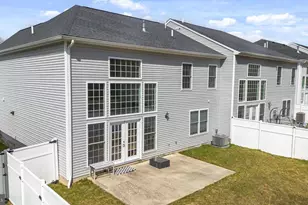 21 Maria Dr, Hanover Township, PA 18706 - Photo 9