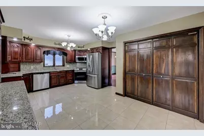 1424 E Broad St, Hazleton, PA 18201 - Photo 19