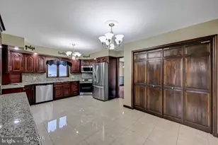 1424 E Broad St, Hazleton, PA 18201 - Photo 19