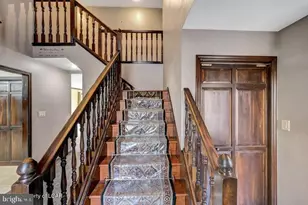 1424 E Broad St, Hazleton, PA 18201 - Photo 9