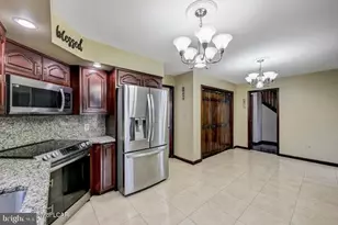 1424 E Broad St, Hazleton, PA 18201 - Photo 25