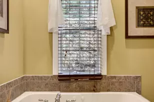 154 Kickapoo Dr, Hazle Township, PA 18202 - Photo 33