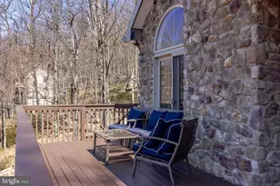 154 Kickapoo Dr, Hazle Township, PA 18202 - Photo 5