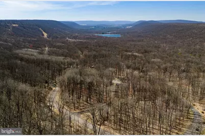 154 Kickapoo Drive, Hazle Township, PA 18202 - Photo 17