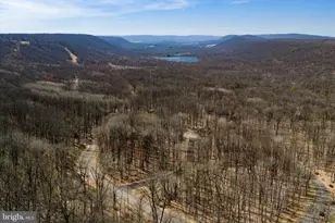 154 Kickapoo Dr, Hazle Township, PA 18202 - Photo 17