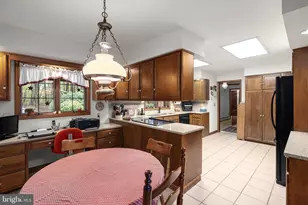 201 Skyline Dr, Hazle Township, PA 18202 - Photo 39