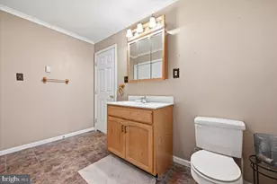 30 Freedom St, Hazleton, PA 18202 - Photo 31