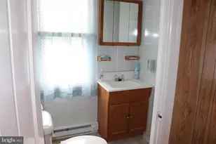 430 Washington St, Freeland, PA 18224 - Photo 37