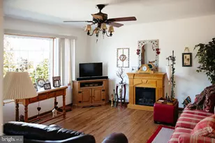 1017 Sarah St, Wilkes-Barre, PA 18705 - Photo 11