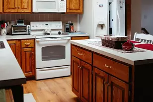 1017 Sarah St, Wilkes-Barre, PA 18705 - Photo 7