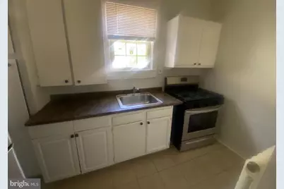 109 North Thomas Avenue #8, Kingston, PA 18704 - Photo 1