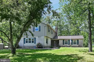74 Brook Ln, Mountain Top, PA 18707 - Photo 9