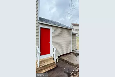 619 W State St #4, Larksville, PA 18704 - Photo 5